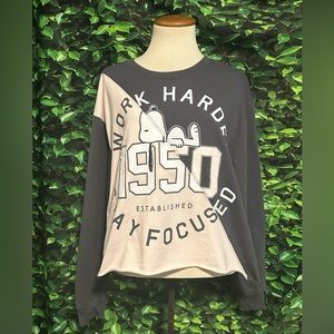 Peanuts Snoopy Love Tribe Crop Sweatshirt Junior XL